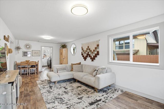 1204 E Foster AVE, Coeur D'alene, ID 83814