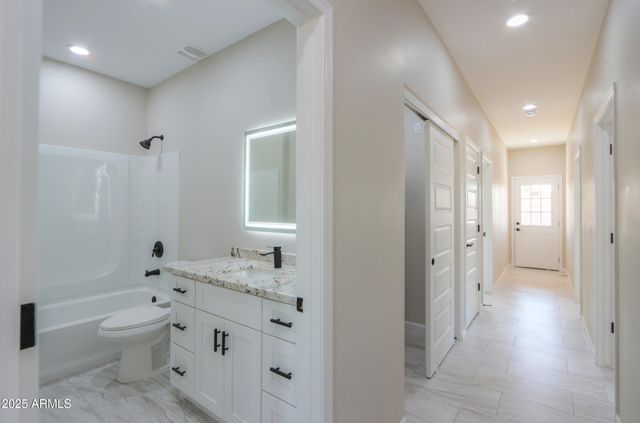 233 E Cedar Avenue, Casa Grande, AZ 85122