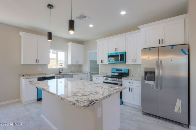 233 E Cedar Avenue, Casa Grande, AZ 85122