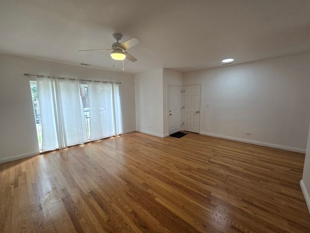 720 N Central Park Avenue 1, Chicago, IL 60651