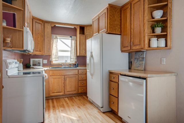 329 21st Street N, Fargo, ND 58102