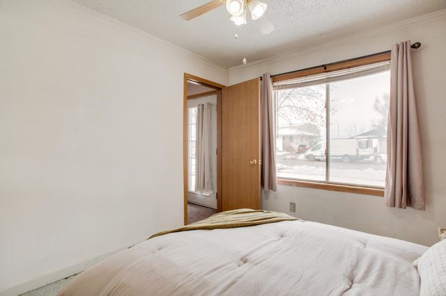 329 21st Street N, Fargo, ND 58102