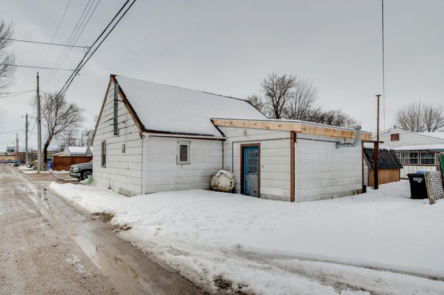 329 21st Street N, Fargo, ND 58102