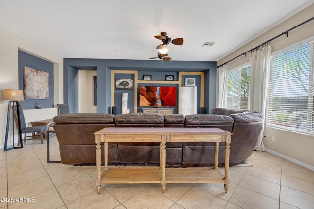 5004 W MAGELLAN Drive, New River, AZ 85087