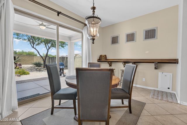 5004 W MAGELLAN Drive, New River, AZ 85087
