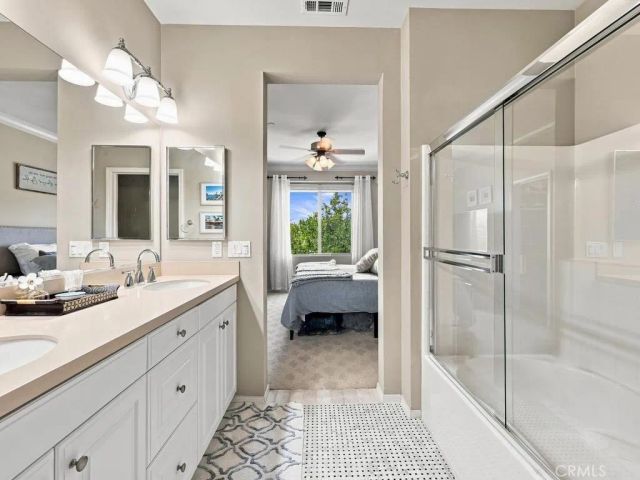 5440 Pacific Terrace 105, Hawthorne, CA 90250