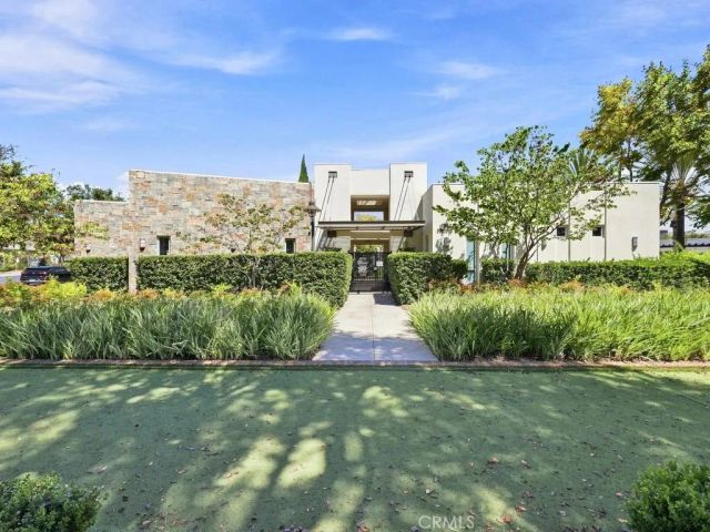 5440 Pacific Terrace 105, Hawthorne, CA 90250