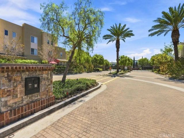 5440 Pacific Terrace 105, Hawthorne, CA 90250