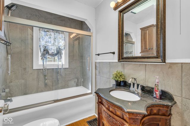 1005 Main Street, Beech Grove, IN 46107