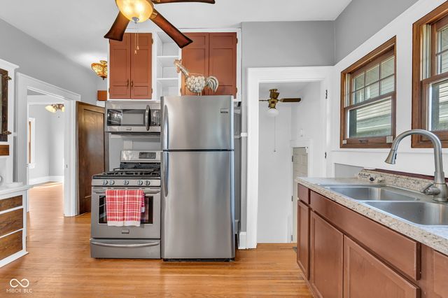 1005 Main Street, Beech Grove, IN 46107