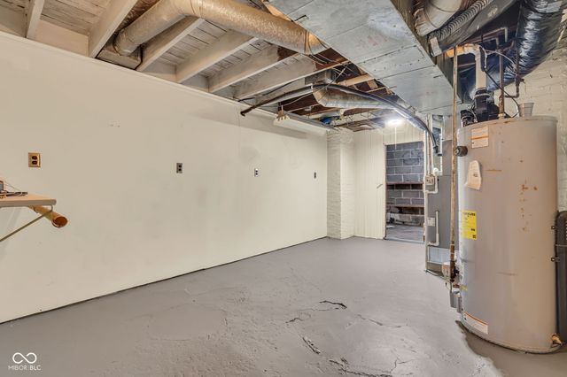 1005 Main Street, Beech Grove, IN 46107