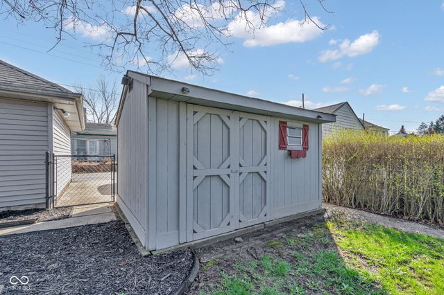 1005 Main Street, Beech Grove, IN 46107