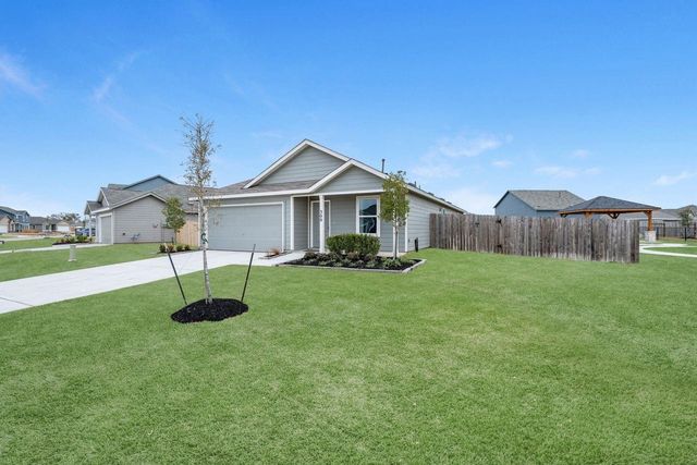 300 Tejas Trail, Waller, TX 77484