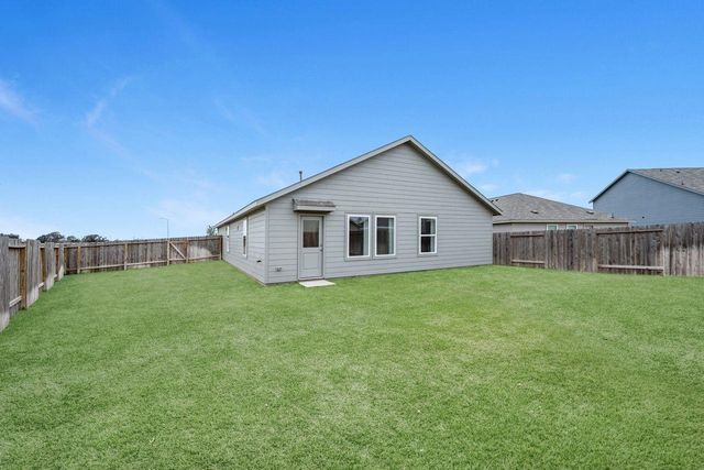 300 Tejas Trail, Waller, TX 77484