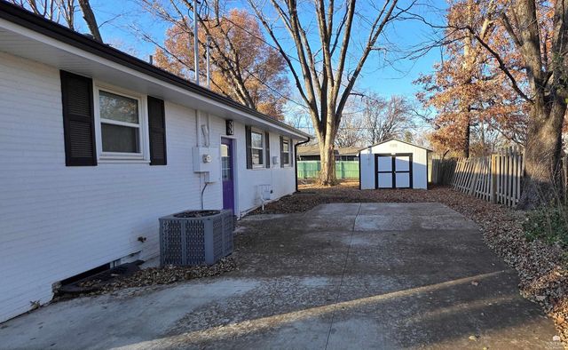 818 Tuttle Street, Manhattan, KS 66502