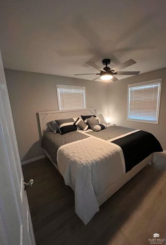 818 Tuttle Street, Manhattan, KS 66502