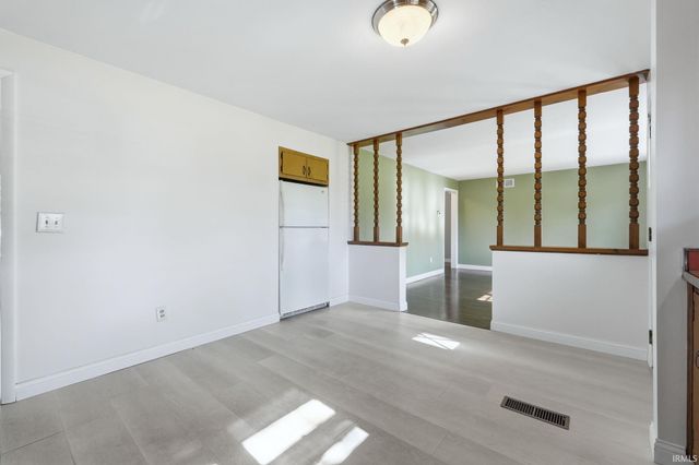 1829 Neuhaus Drive, Fort Wayne, IN 46808