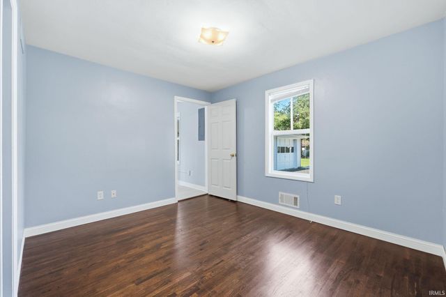 1829 Neuhaus Drive, Fort Wayne, IN 46808