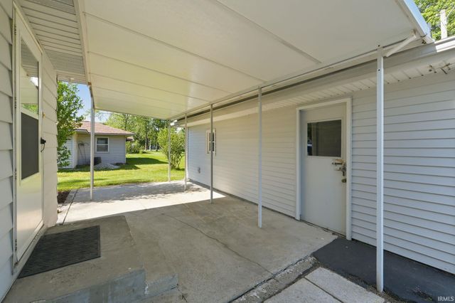 1829 Neuhaus Drive, Fort Wayne, IN 46808