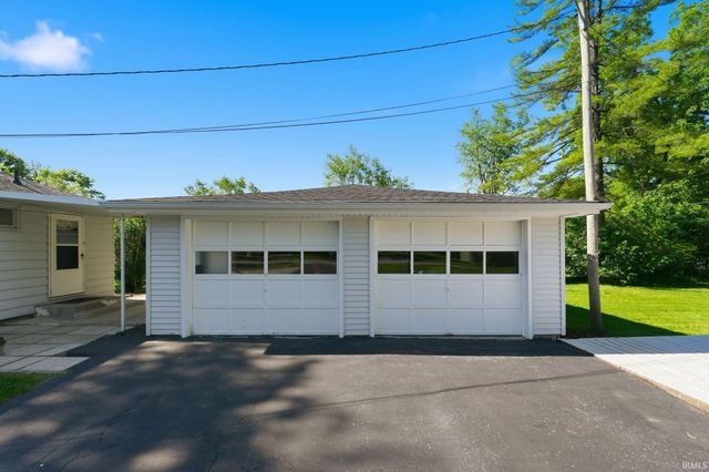 1829 Neuhaus Drive, Fort Wayne, IN 46808