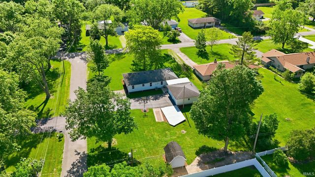 1829 Neuhaus Drive, Fort Wayne, IN 46808