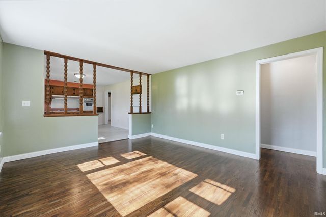 1829 Neuhaus Drive, Fort Wayne, IN 46808