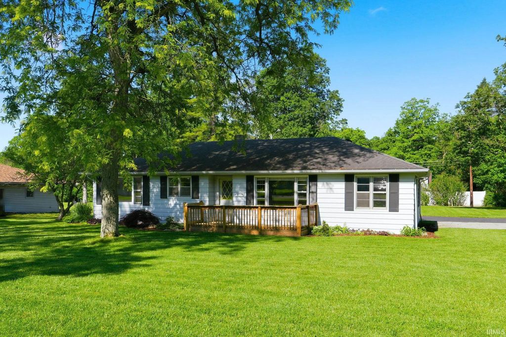 1829 Neuhaus Drive, Fort Wayne, IN 46808