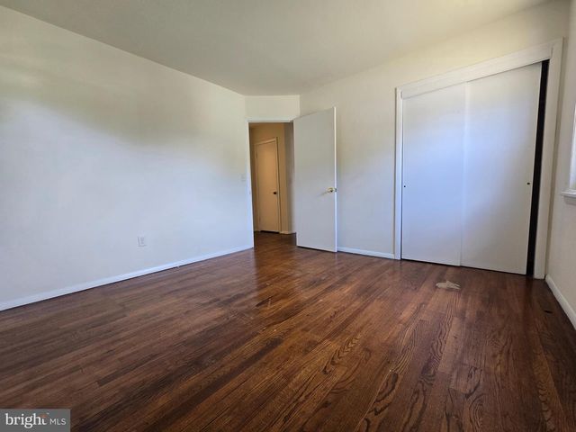 11 GLENWOOD DR, Dover, DE 19904