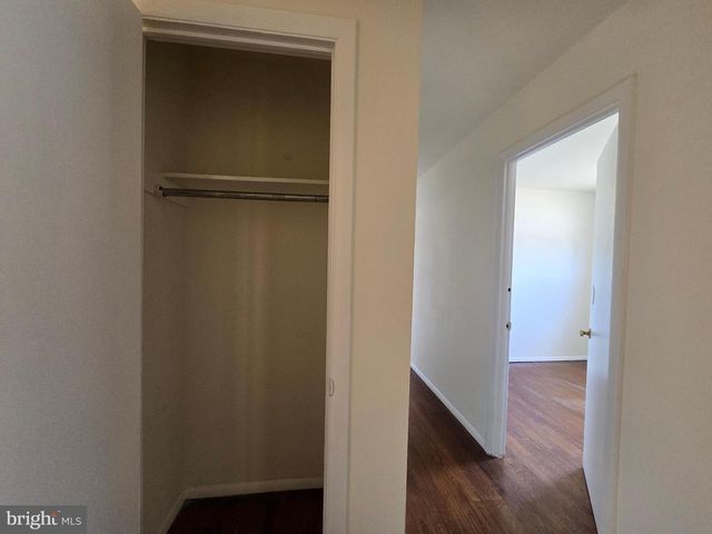 11 GLENWOOD DR, Dover, DE 19904