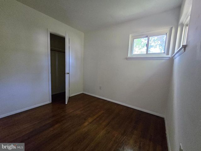 11 GLENWOOD DR, Dover, DE 19904