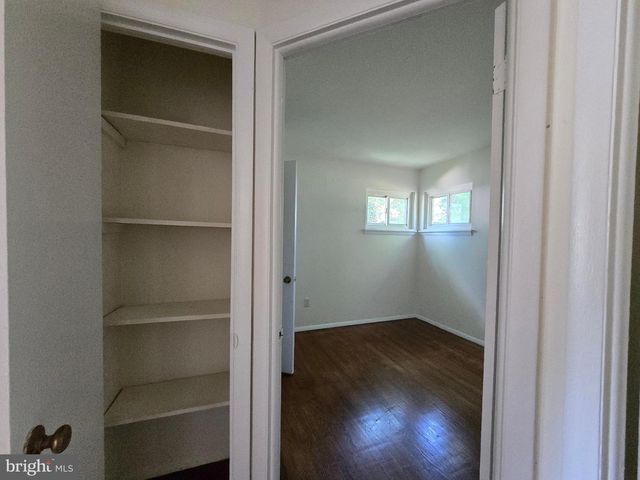11 GLENWOOD DR, Dover, DE 19904