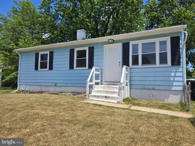 11 GLENWOOD DR, Dover, DE 19904