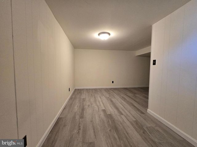 11 GLENWOOD DR, Dover, DE 19904
