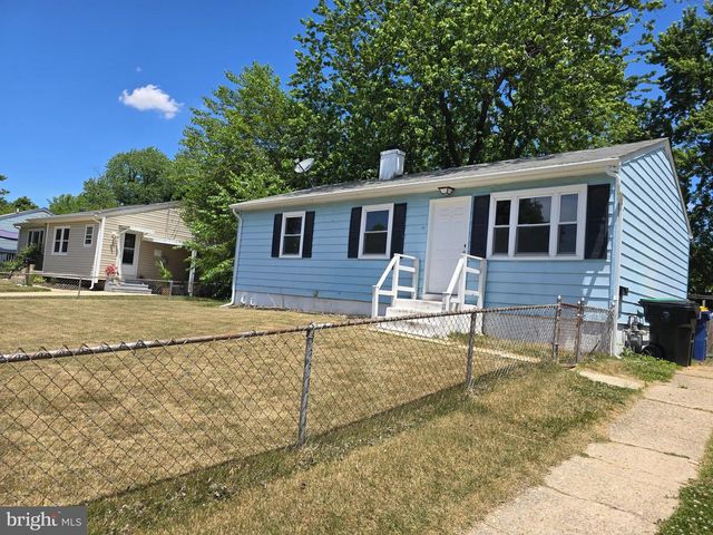11 GLENWOOD DR, Dover, DE 19904