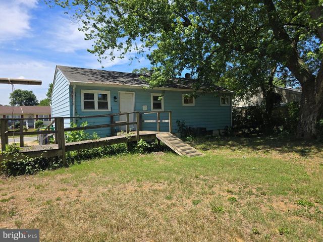 11 GLENWOOD DR, Dover, DE 19904