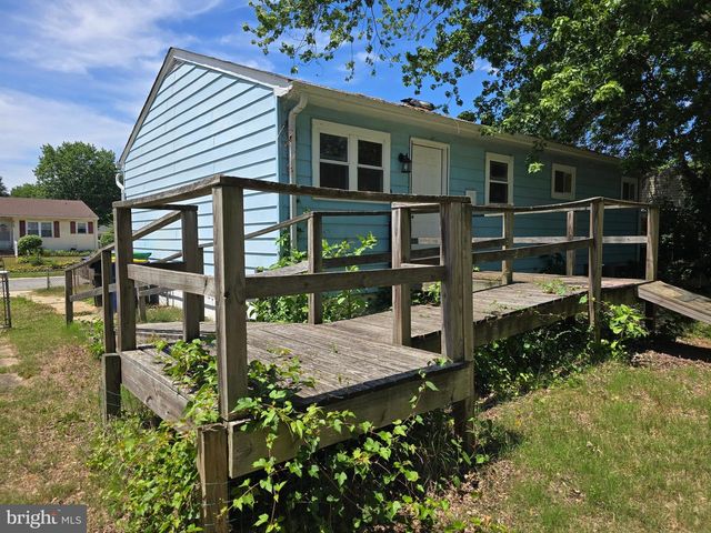 11 GLENWOOD DR, Dover, DE 19904