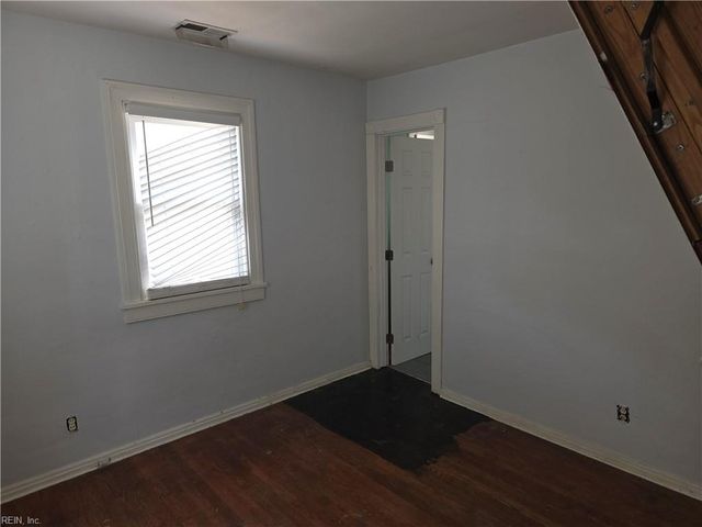 818 Hughes AVE, Chesapeake, VA 23324