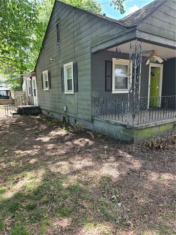 818 Hughes AVE, Chesapeake, VA 23324