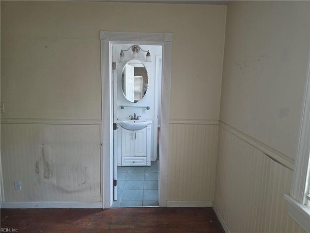 818 Hughes AVE, Chesapeake, VA 23324