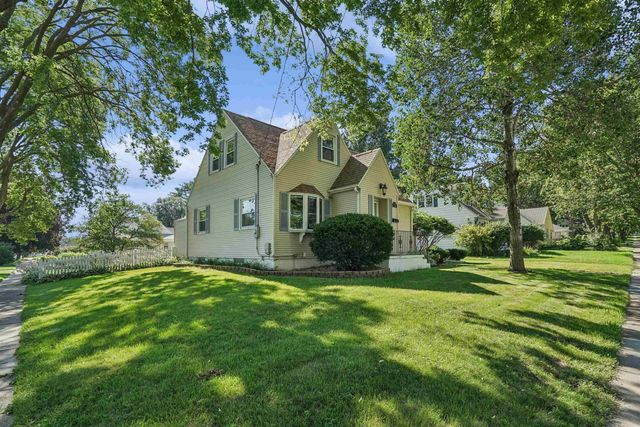 1001 Kimball Avenue, Waterloo, IA 50702