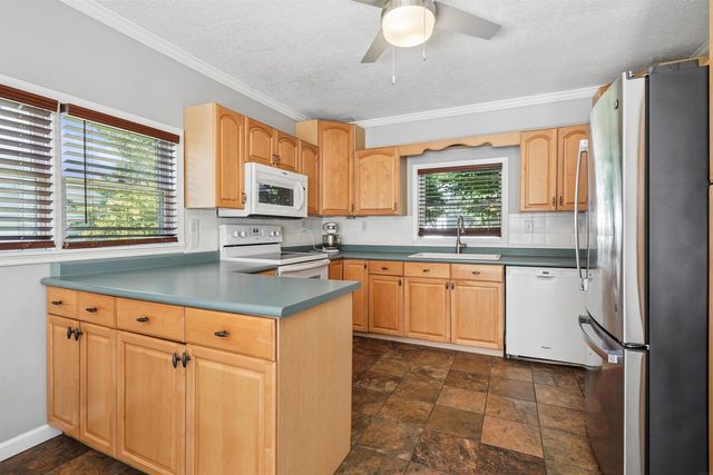 1001 Kimball Avenue, Waterloo, IA 50702