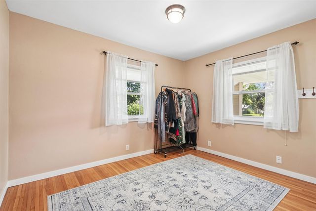 1001 Kimball Avenue, Waterloo, IA 50702