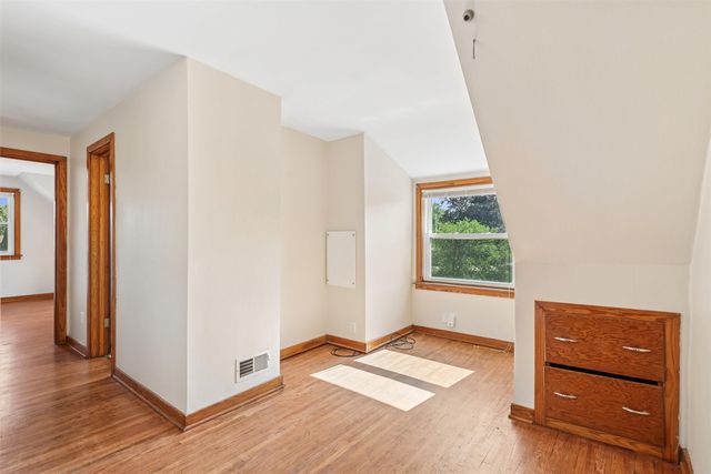 1001 Kimball Avenue, Waterloo, IA 50702