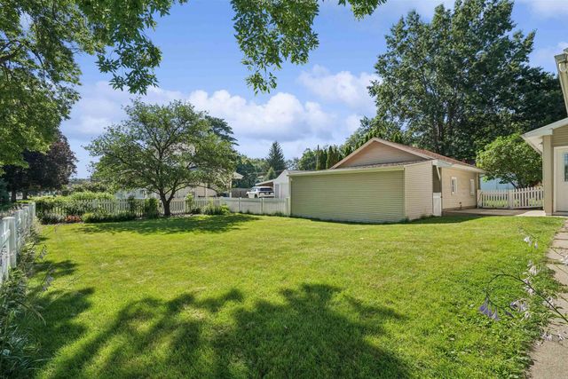 1001 Kimball Avenue, Waterloo, IA 50702