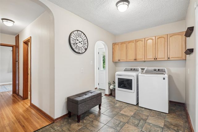 1001 Kimball Avenue, Waterloo, IA 50702