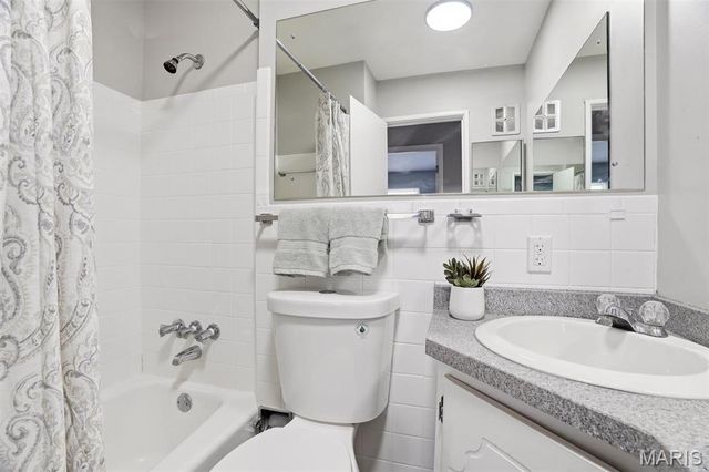 4636 Mehl Avenue, St Louis, MO 63129