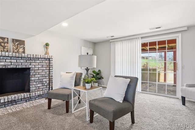 4636 Mehl Avenue, St Louis, MO 63129