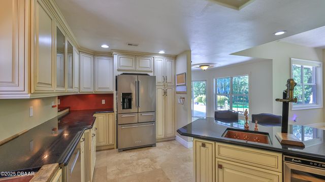 1925 N Spruce Creek Circle, Port Orange, FL 32128