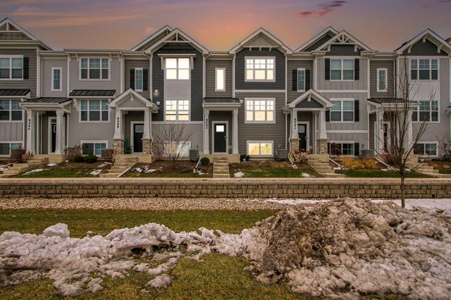 8690 Larkspur Lane, St. John, IN 46373