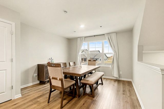 8690 Larkspur Lane, St. John, IN 46373